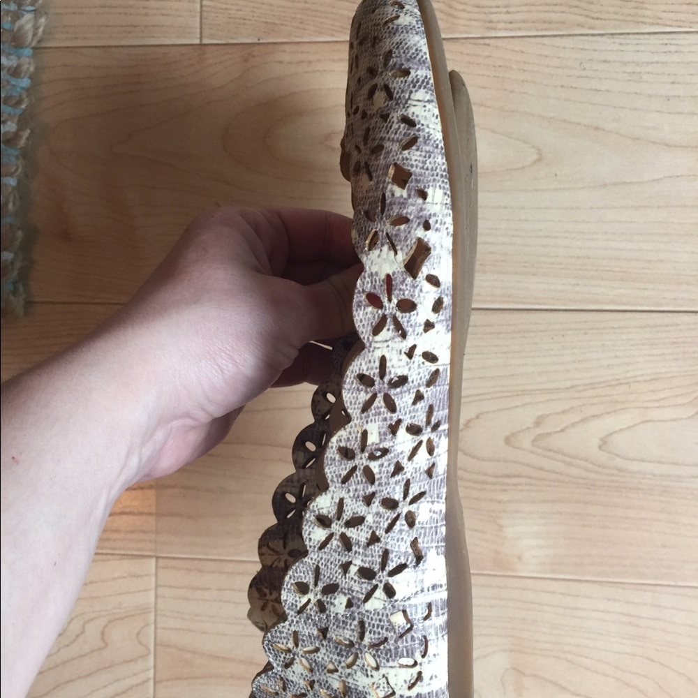 Jessica Simpson lavender ballet flats - Picture 2 of 8
